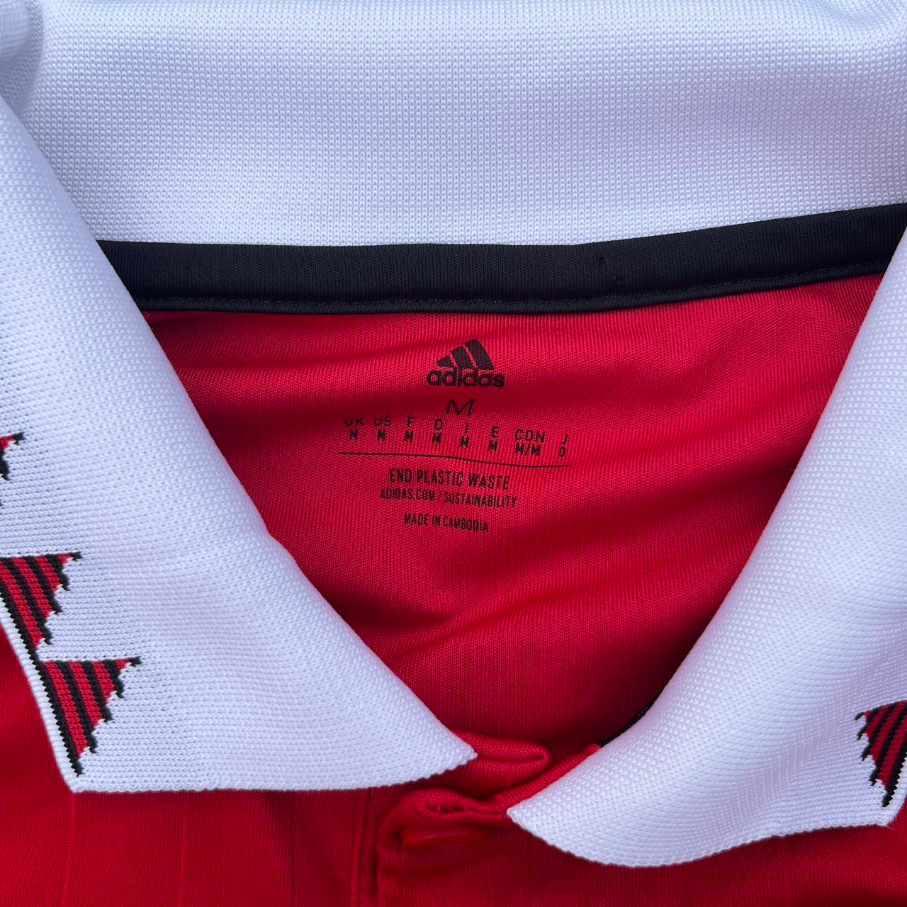 Manchester United 2010/2011 Adidas Jersey