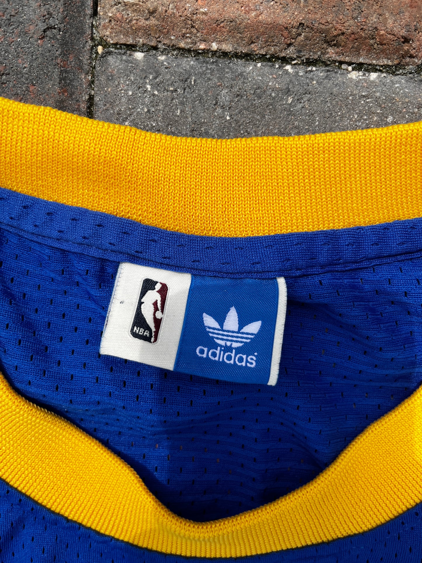 VTG Dikembe Mutombo NBA Jersey